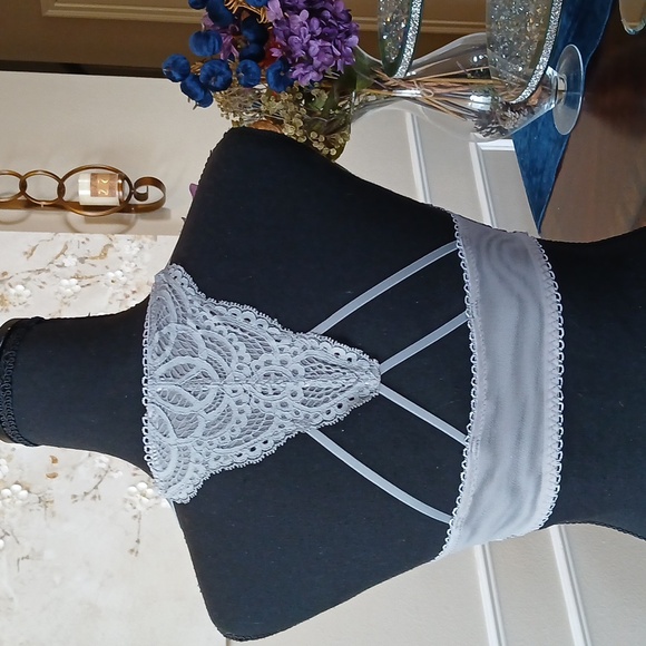 Victoria's Secret Dream Angels Gray Lace  Demi Bra. Size 32DDD - Picture 12 of 17